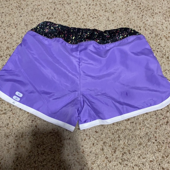 Skechers shorts - Picture 2 of 3